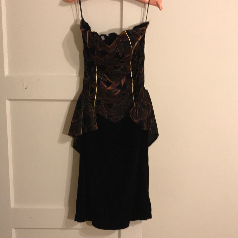 Dark velvet autumn dress